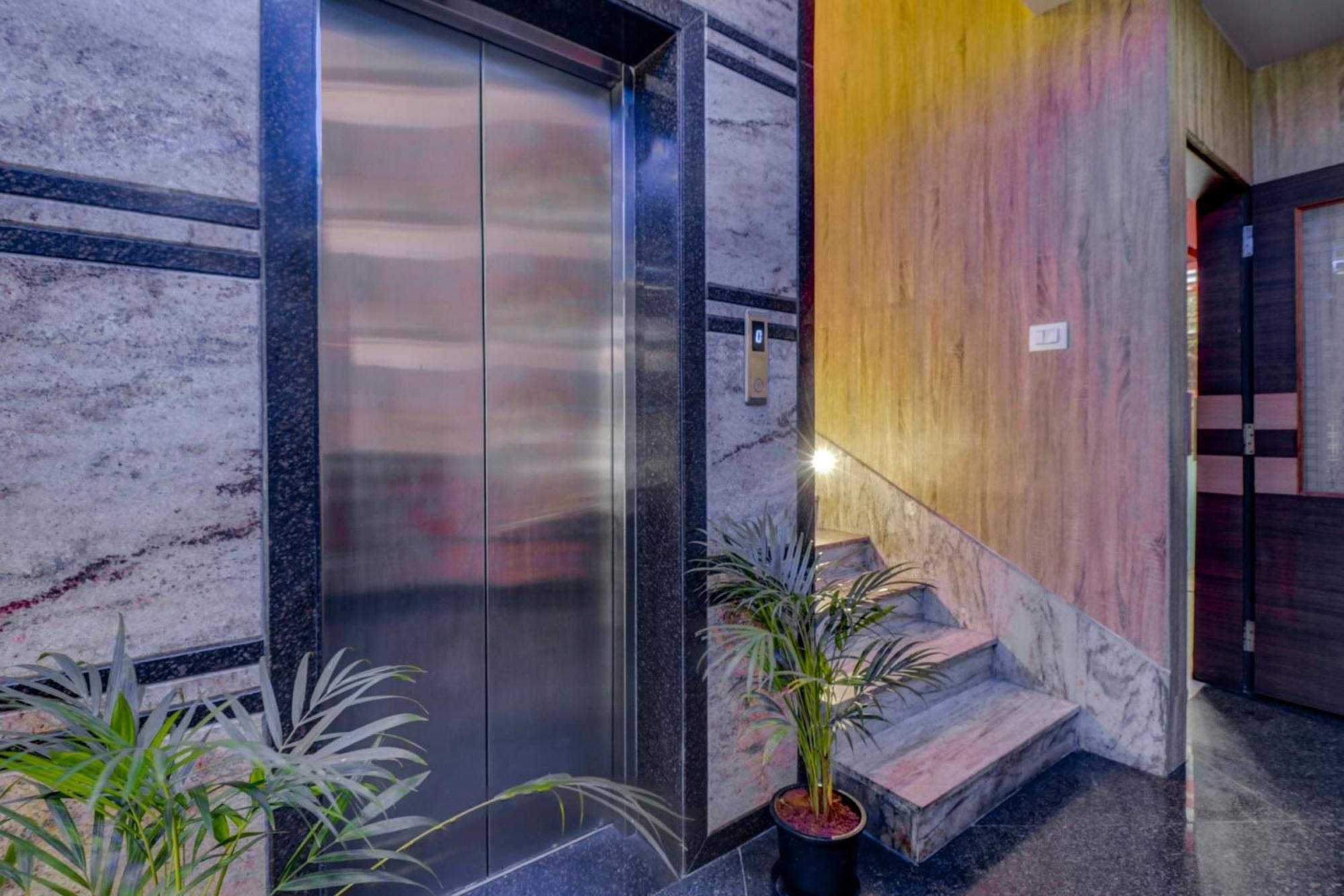 Collection O Karthika Residency 호텔 벵갈루루 외부 사진